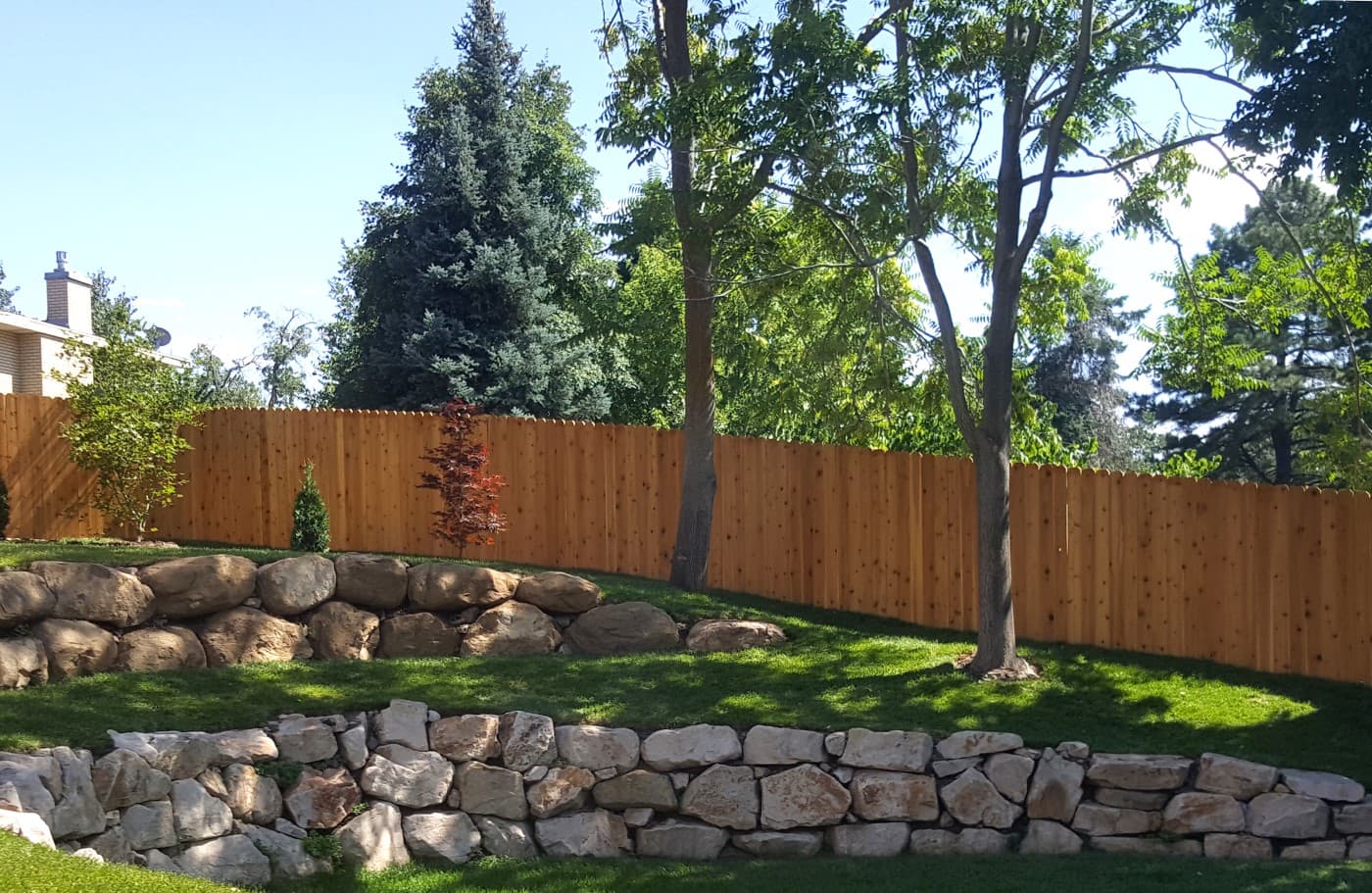 Cedar Fence with 6-Inch Dog Ear Design