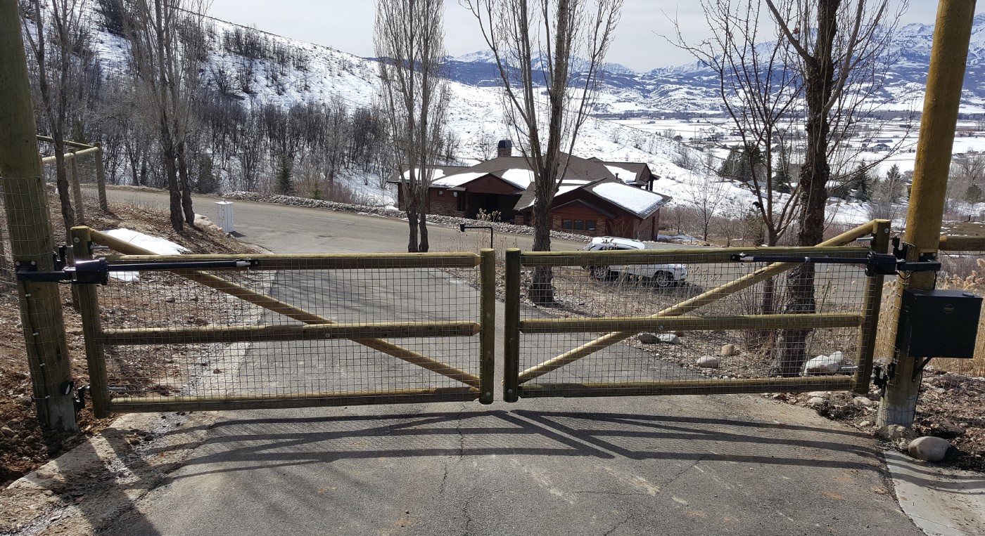 20 Foot 3-Rail Gate